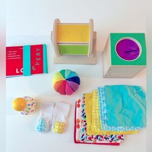 Lovevery “The Senser” 5-6months old baby play kits, incomplete, pre owned